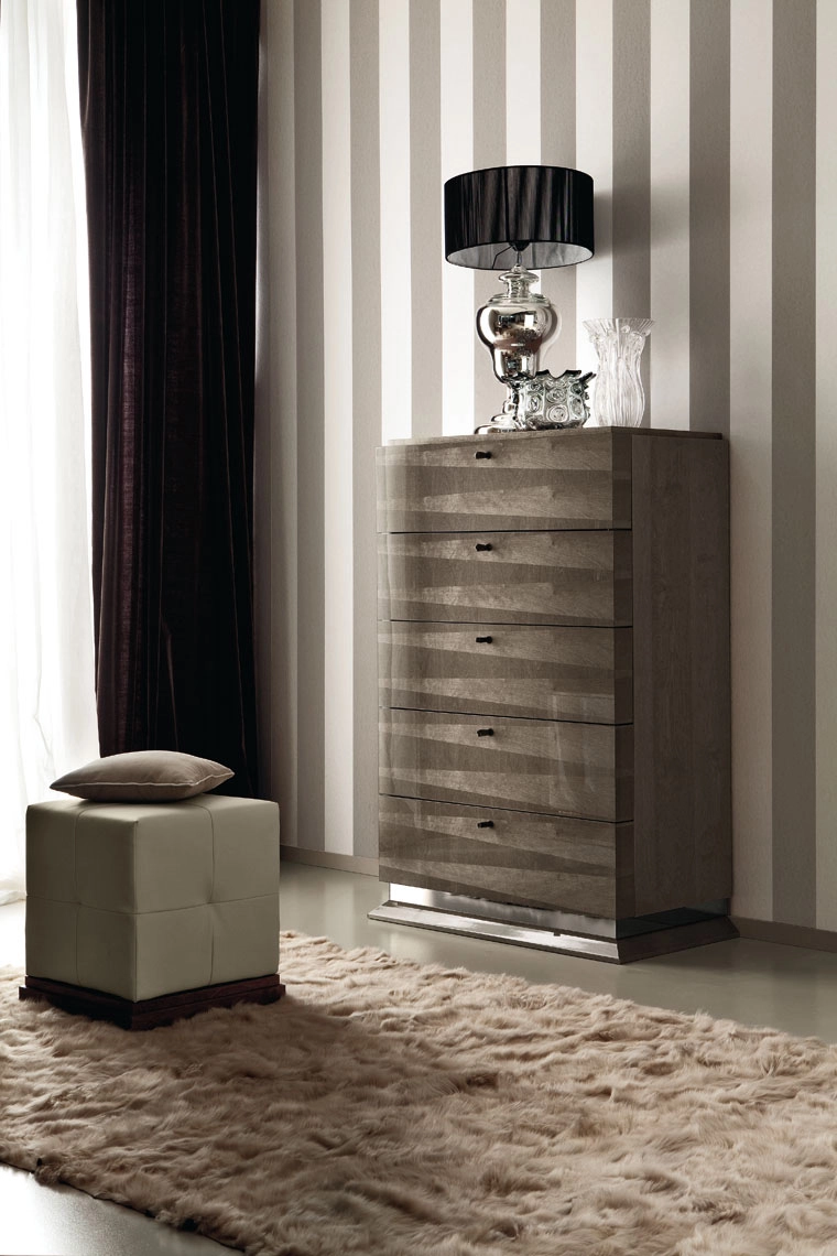 Zilli Furniture